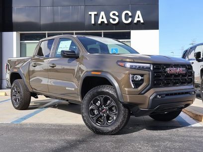 New 2025 GMC Canyon Elevation w/ Convenience Package