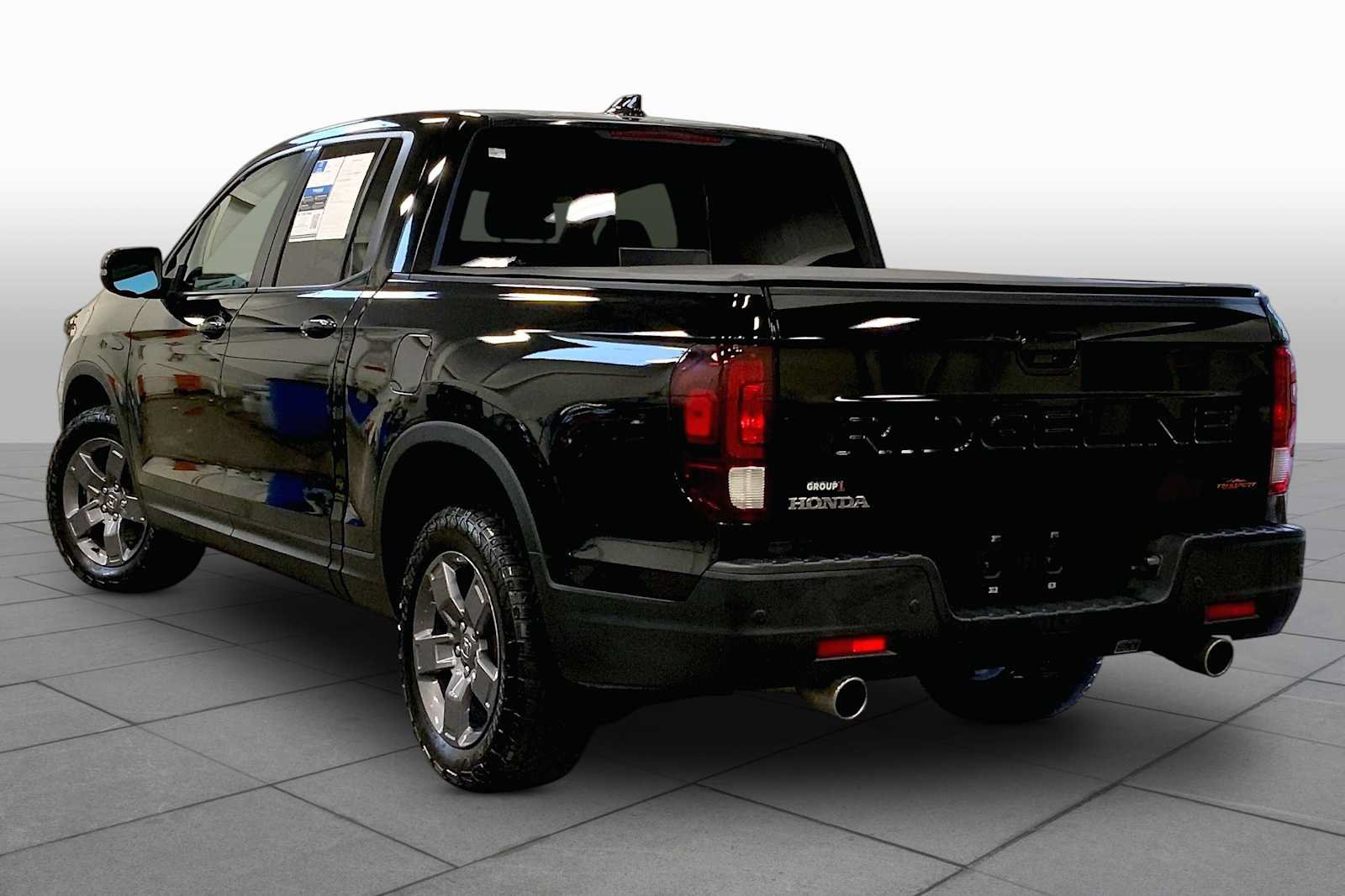 Used 2025 Honda Ridgeline TrailSport image 11