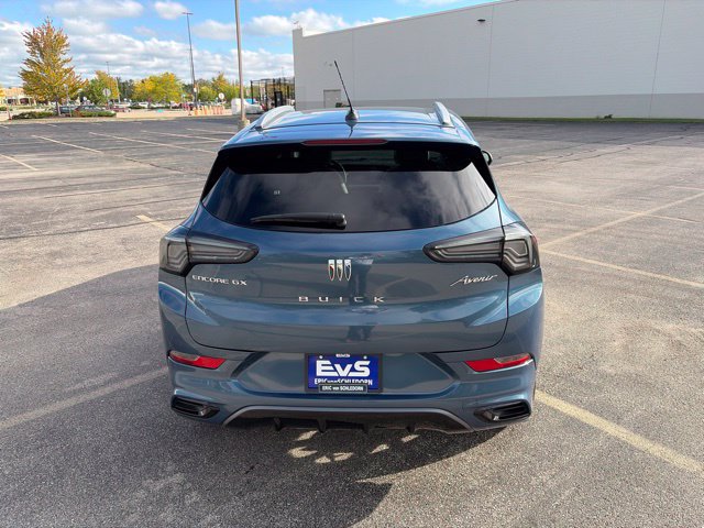 Used 2024 Buick Encore GX Avenir w/ Avenir Convenience Package FWD image 5