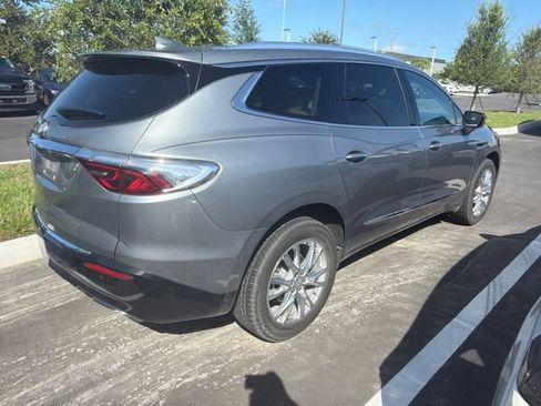 Used 2023 Buick Enclave Premium w/ Experience Buick Package FWD image 3