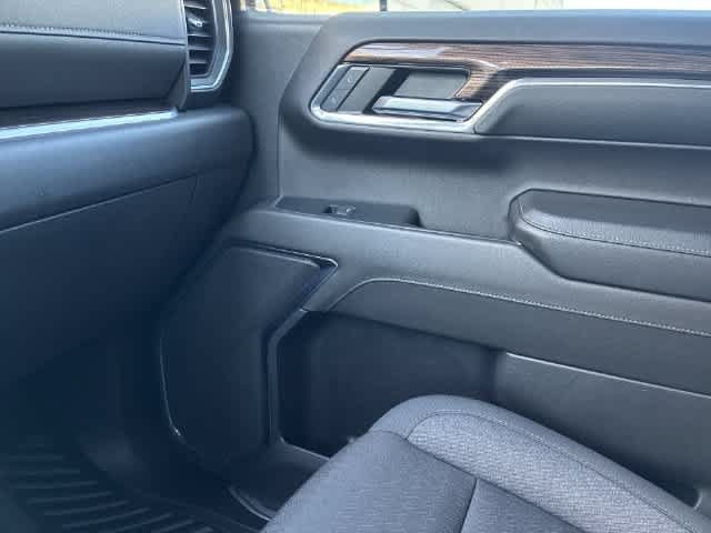 Used 2024 Chevrolet Silverado 1500 LT RWD image 31