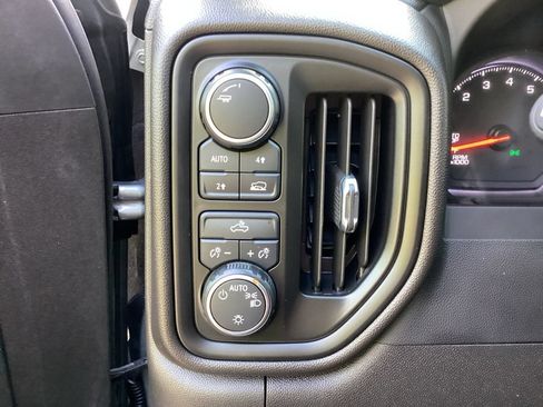 Used 2023 Chevrolet Silverado 1500 Custom AWD/4WD image 66