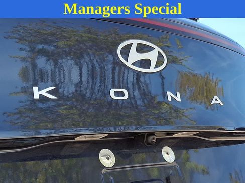 Used 2025 Hyundai Kona SEL AWD/4WD image 30