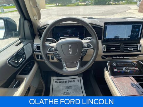 Certified 2024 Lincoln Navigator L Reserve AWD/4WD image 25