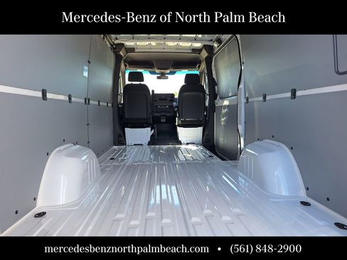 New 2025 Mercedes-Benz Sprinter 2500 image 19