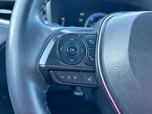 Used 2025 Toyota Corolla Cross AWD Hybrid w/ Convenience Package image 16
