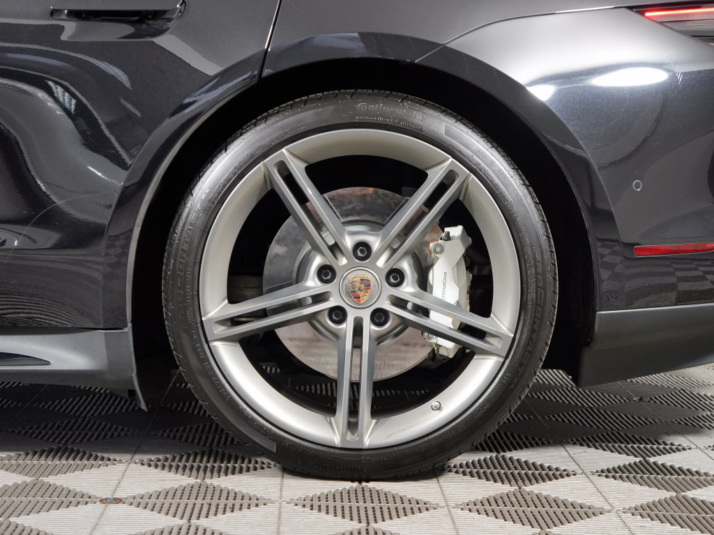 Certified 2024 Porsche Taycan GTS w/ Premium Package (P6U) AWD/4WD image 14