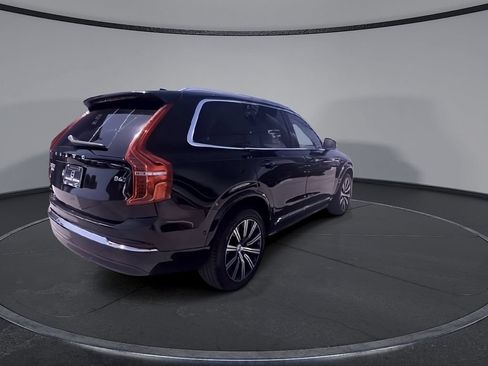 Used 2023 Volvo XC90 B6 Plus AWD/4WD image 8