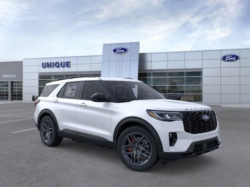 New 2025 Ford Explorer ST-Line w/ Premium Package image 7