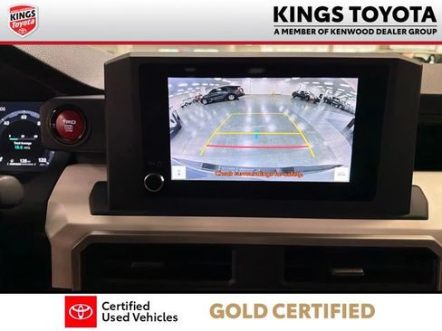 Certified 2024 Toyota Tacoma TRD Off-Road AWD/4WD image 20