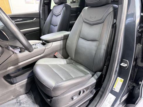 Used 2020 Cadillac XT5 Premium Luxury image 14