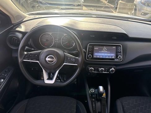 Used 2022 Nissan Kicks S image 13