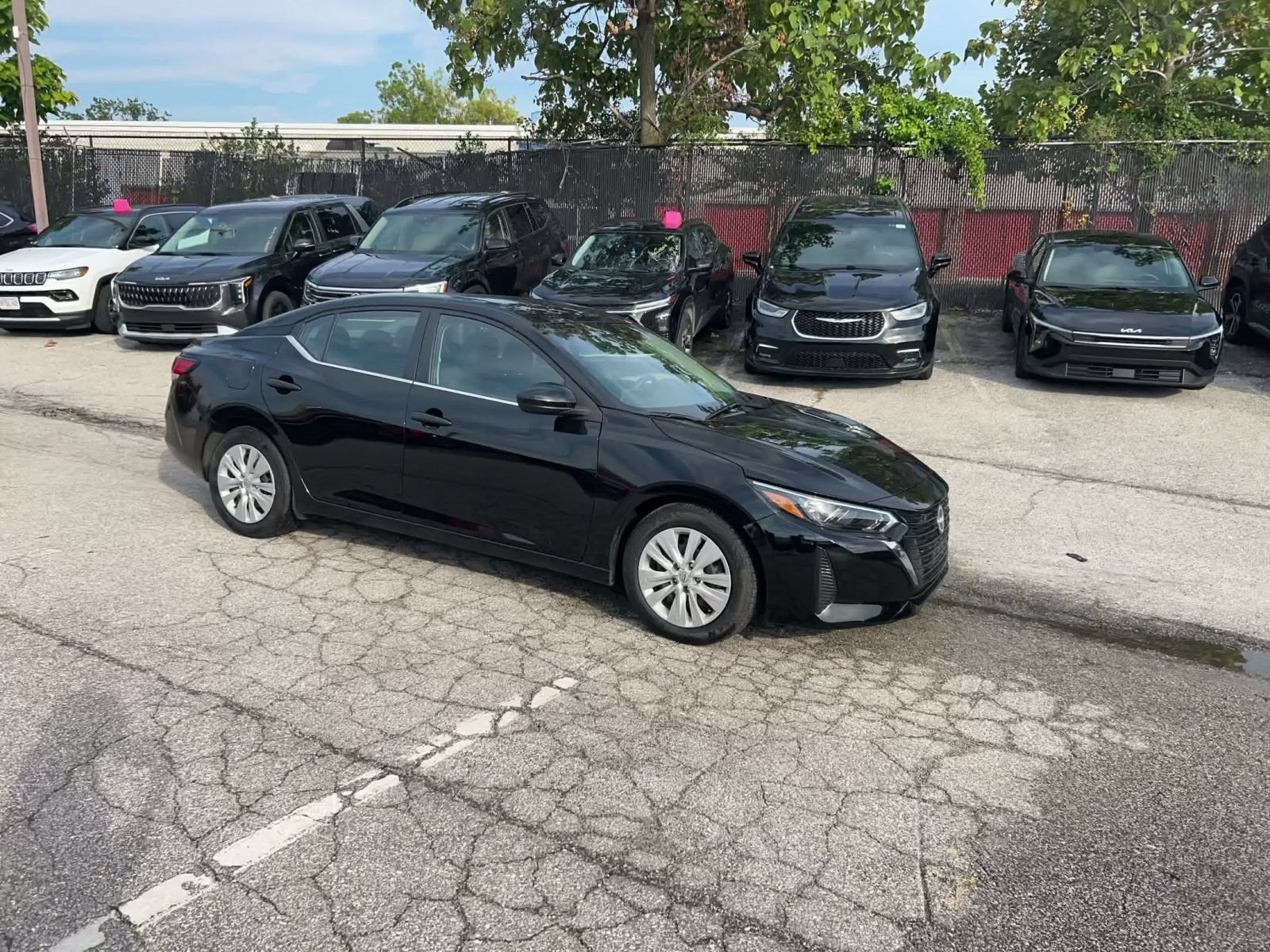 Used 2025 Nissan Sentra S FWD image 2