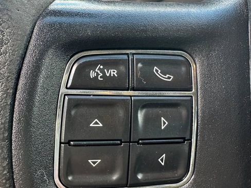 Used 2017 RAM 2500 SLT image 19