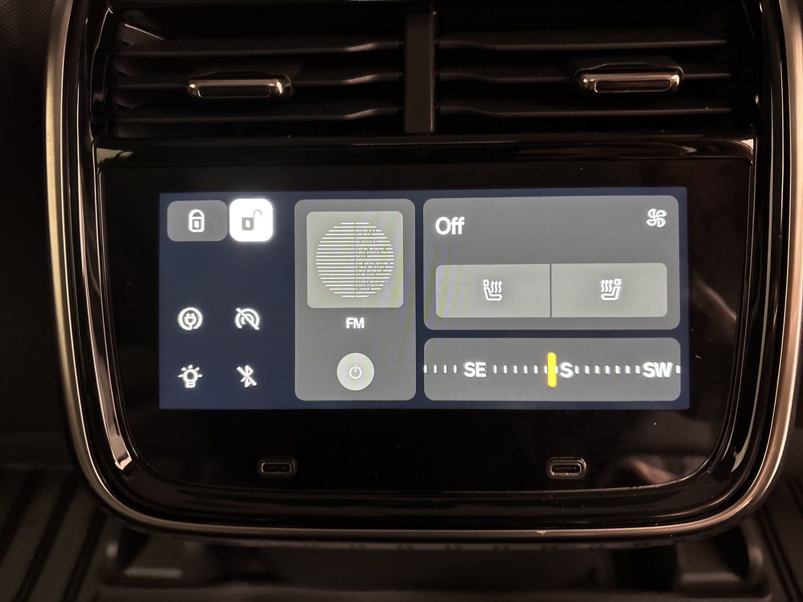Used 2023 Rivian R1S Adventure Quad AWD/4WD image 30