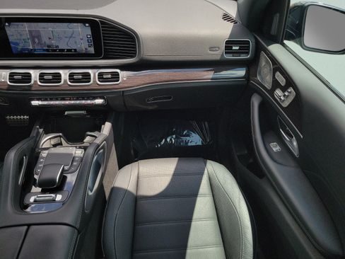 Used 2023 Mercedes-Benz GLS 580 4MATIC image 14
