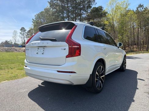 Used 2022 Volvo XC90 T6 Momentum w/ Advanced Package image 9