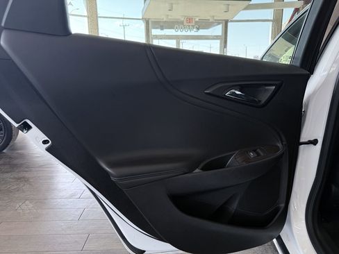 Used 2024 Chevrolet Malibu LT image 29