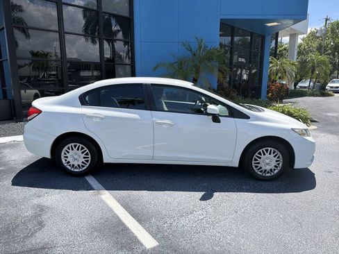 Used 2013 Honda Civic LX image 9