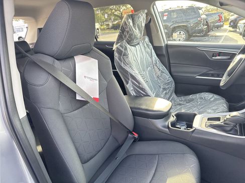 New 2025 Toyota RAV4 XLE FWD image 32