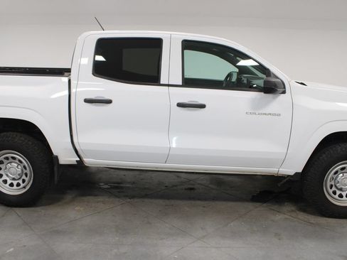 Used 2023 Chevrolet Colorado W/T w/ WT Convenience Package II AWD/4WD image 11