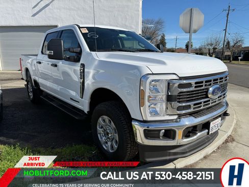 Used 2024 Ford F250 XLT image 1