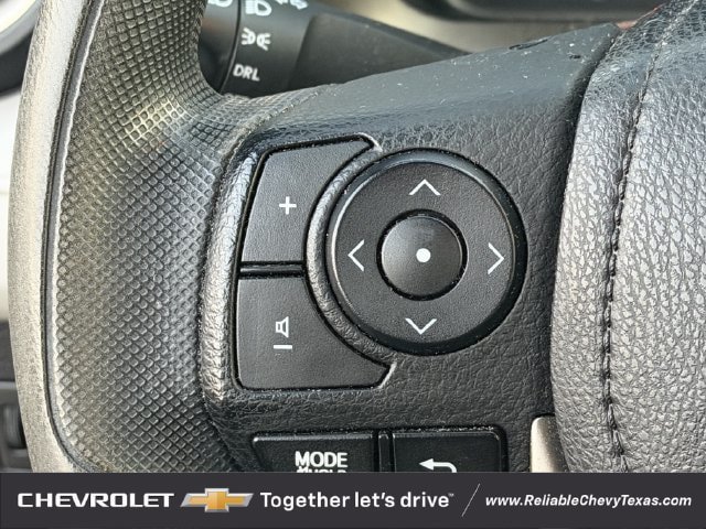 Used 2015 Toyota RAV4 LE FWD image 14