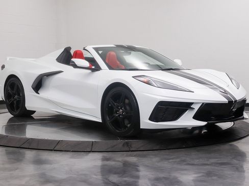 Used 2021 Chevrolet Corvette Stingray Convertible w/ 1LT RWD image 15