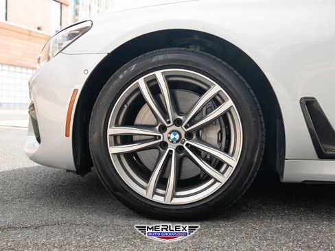 Used 2016 BMW 750i xDrive image 12