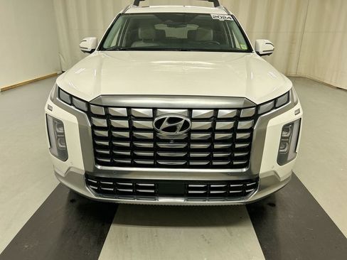 Used 2024 Hyundai Palisade Calligraphy AWD/4WD image 3