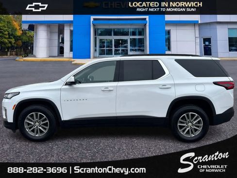 Certified 2023 Chevrolet Traverse LT image 9