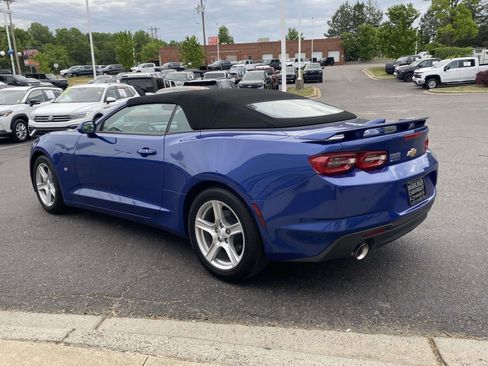 Used 2023 Chevrolet Camaro LT RWD image 5