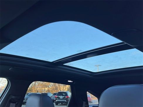 Used 2024 Acura ZDX A-Spec image 33