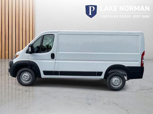 Used 2024 RAM ProMaster 1500 w/ Safety Group FWD image 7