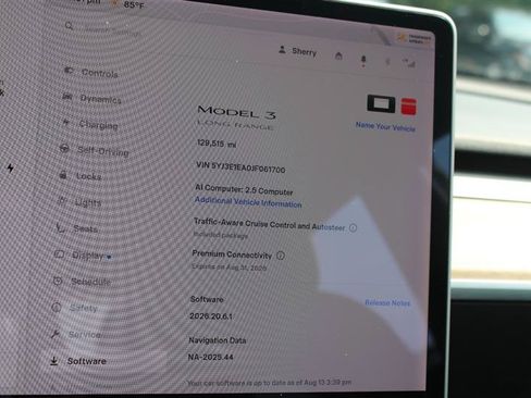 Used 2018 Tesla Model 3 Long Range RWD image 15