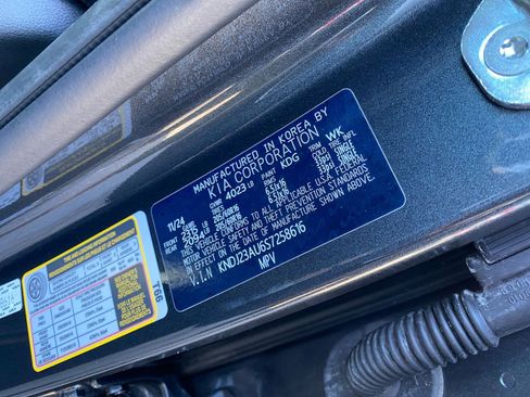 Used 2025 Kia Soul LX w/ LX Technology Package image 27