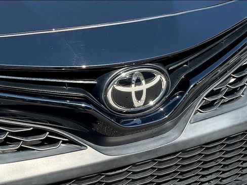 Used 2021 Toyota Camry SE FWD image 28