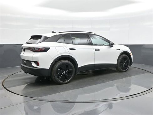 New 2025 Volkswagen ID.4 Pro S image 7