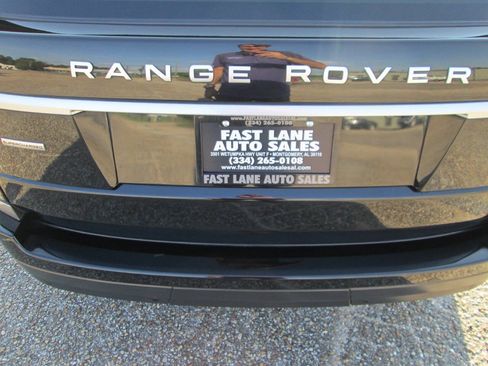 Used 2017 Land Rover Range Rover Supercharged AWD/4WD image 35
