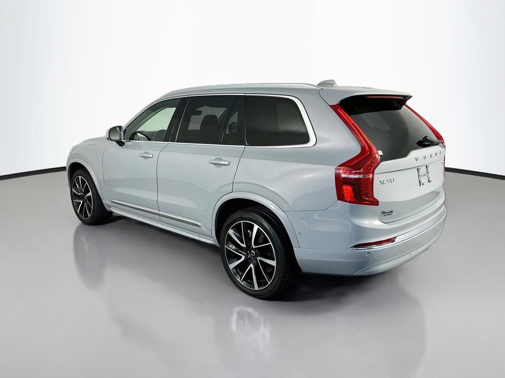 Used 2024 Volvo XC90 B5 Plus AWD/4WD image 5