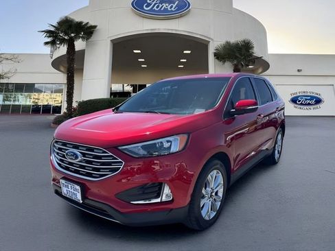 Certified 2024 Ford Edge Titanium AWD/4WD image 2