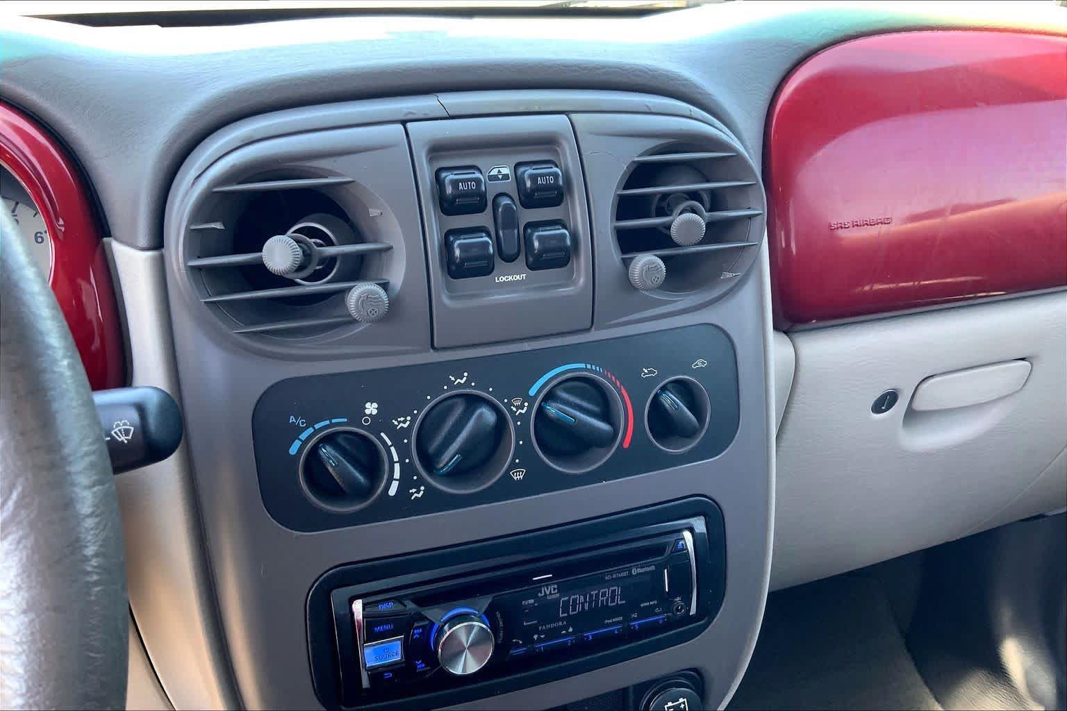 Used 2002 Chrysler PT Cruiser FWD image 26