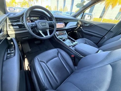 Used 2023 Audi Q7 Premium Plus image 21