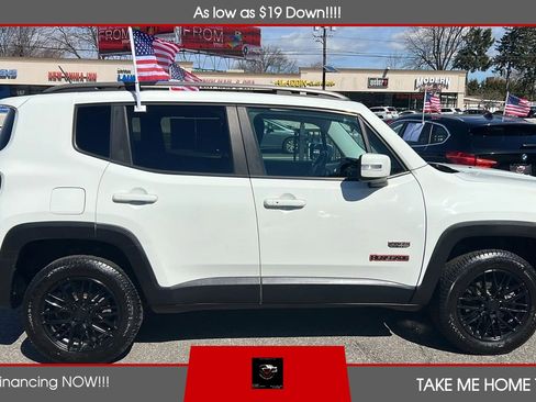 Used 2016 Jeep Renegade 75th Anniversary image 6