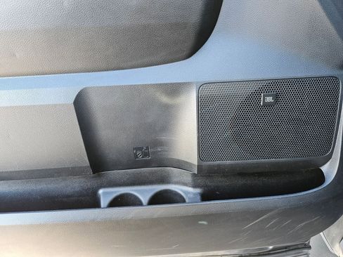 Used 2017 Toyota Tundra Platinum image 13