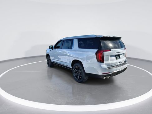 New 2026 GMC Yukon XL Denali w/ Sun & Power Step Package image 6