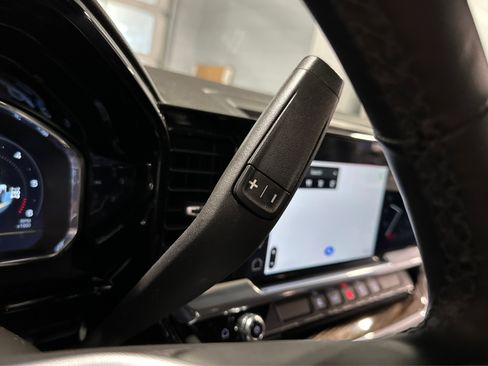 Used 2024 GMC Sierra 2500 SLE w/ SLE Convenience Package image 27