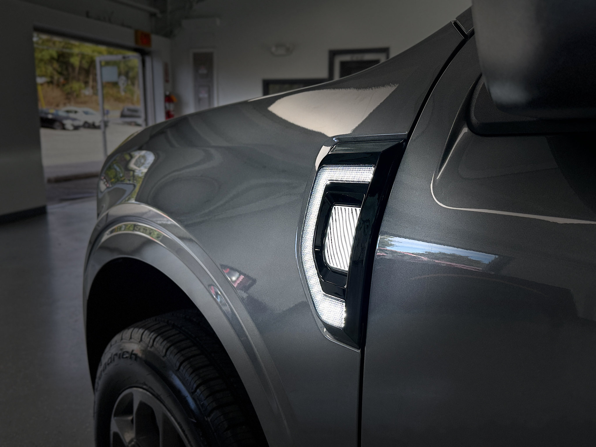 Used 2023 Ford Maverick XLT FWD image 24