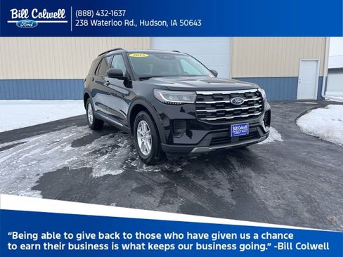Used 2025 Ford Explorer Active image 1
