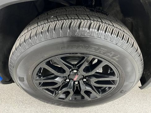 Used 2024 GMC Sierra 1500 Elevation AWD/4WD image 15